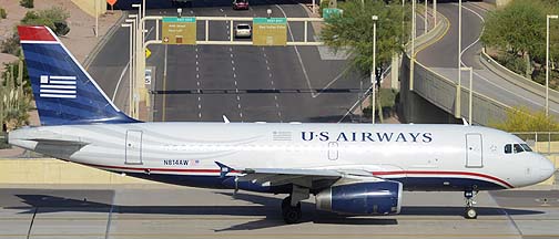 US Airways Airbus A319-132 N819AW, April 25, 2011